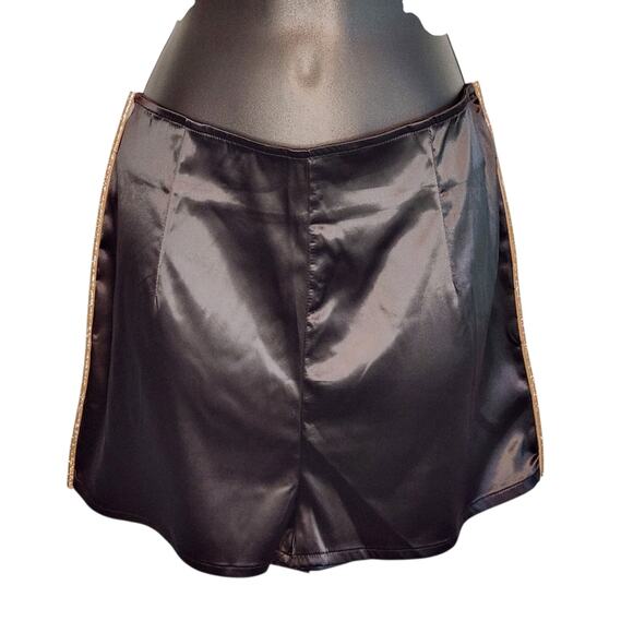 AKIRA black satin booty shorts size L - Picture 2 of 7